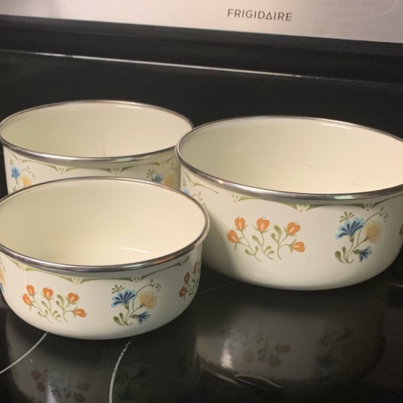 3 vintage nesting mixing bowls - Picture 2 of 3
